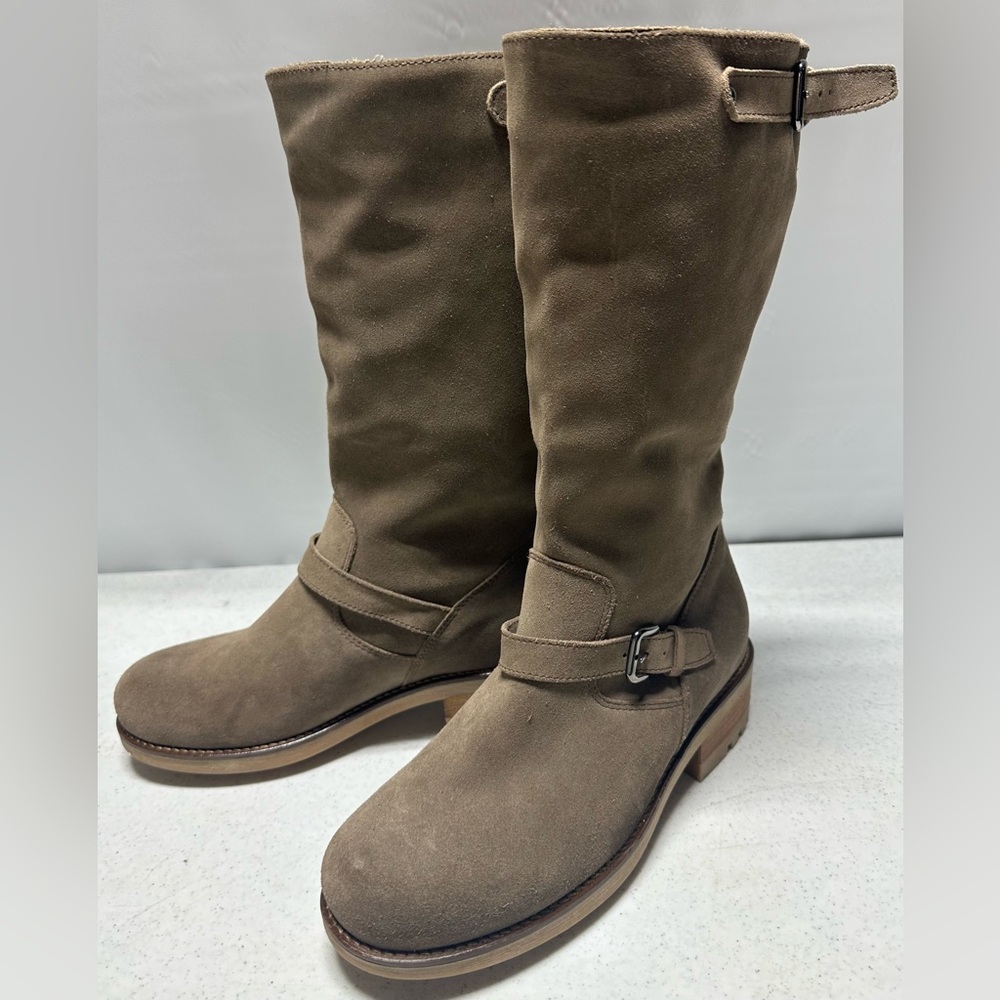La CANADIENNE Brown Suede Mid-Calf Winter Boots